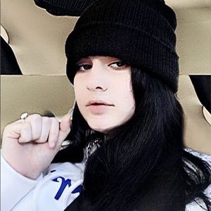 Meet your Posher, Faith